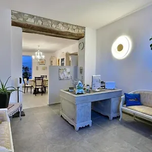 Casa Antonella Bed & Breakfast